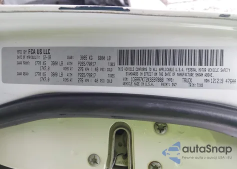 2019 Ram 1500 Classic Tradesman 4X4 5'7 Box z USA, uszkodzony, nr VIN 1C6RR7KT2KS597888